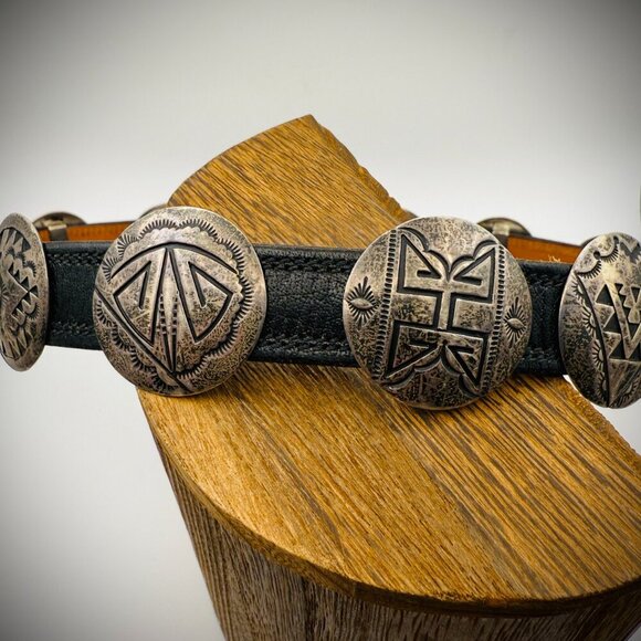 Vintage Navajo Sterling Silver Concho Belt — Signed JF — 14 Piece Set (30") - Picture 5 of 9